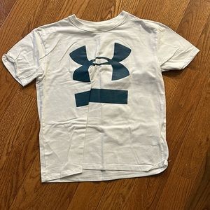 Under armour shirt